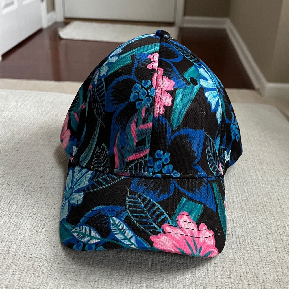NWOT Lug Topper Hat